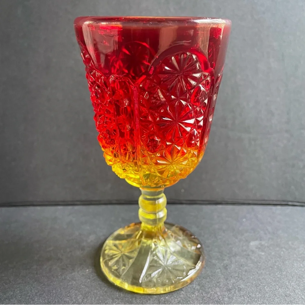 Vintage L.G. Wright Daisy And Button Amberina Wine Cordial Glass Red Yellow